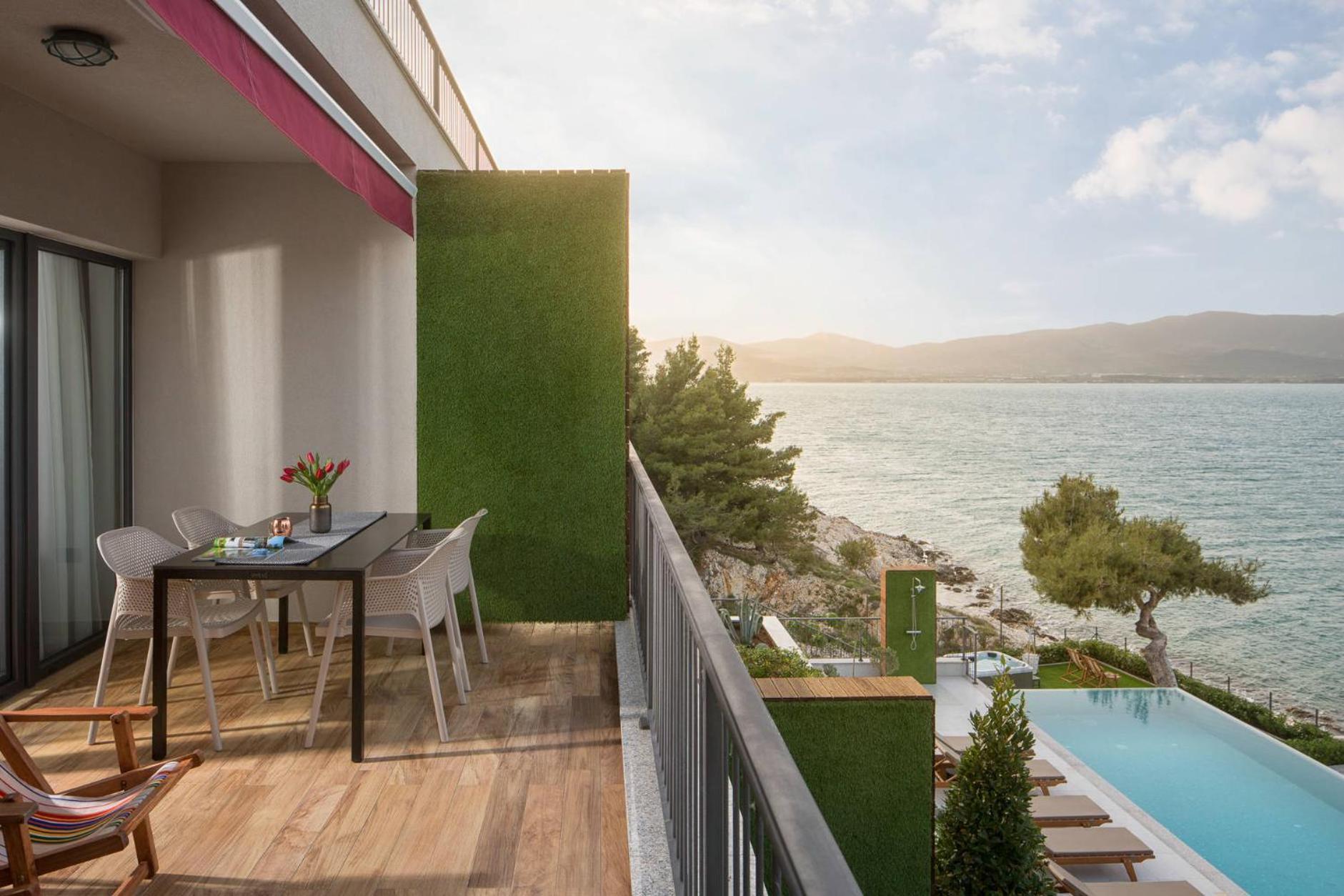 Olive Hill House - Ground Floor Apartment Slatine Luaran gambar