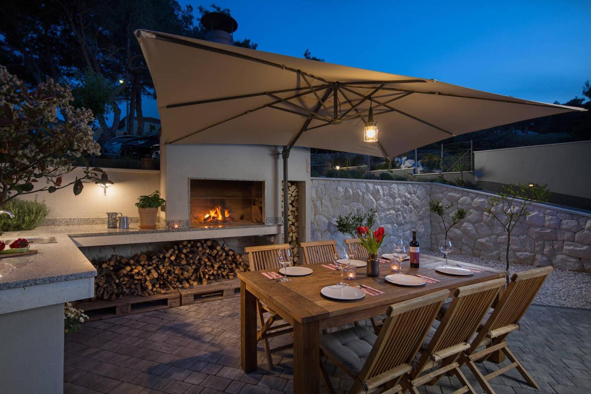 Olive Hill House - Ground Floor Apartment Slatine Luaran gambar